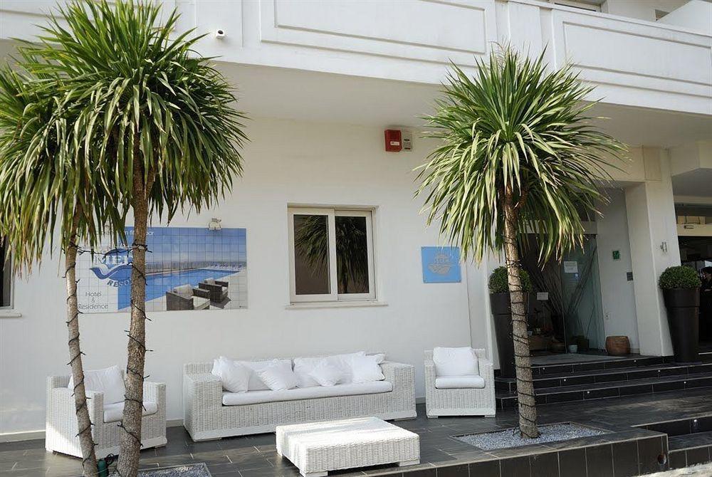 Hotel&Residence Medi Garden Alba Adriatica Esterno foto