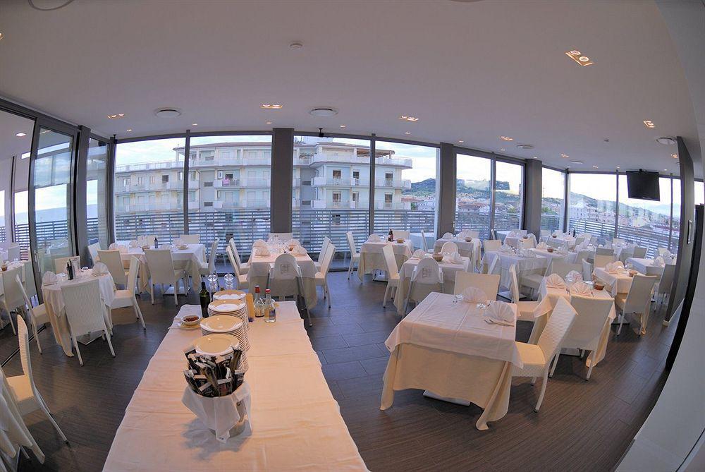 Hotel&Residence Medi Garden Alba Adriatica Esterno foto