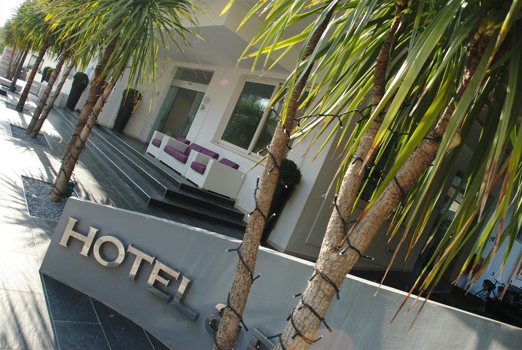 Hotel&Residence Medi Garden Alba Adriatica Esterno foto